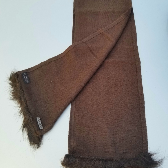 Fur scarf - Picture 3 of 3